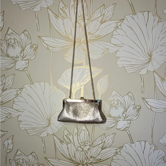 Olga Berg “Zara” Gold Metal Mesh Clutch Bag - EXCELLENT condition! - Picture 9 of 11